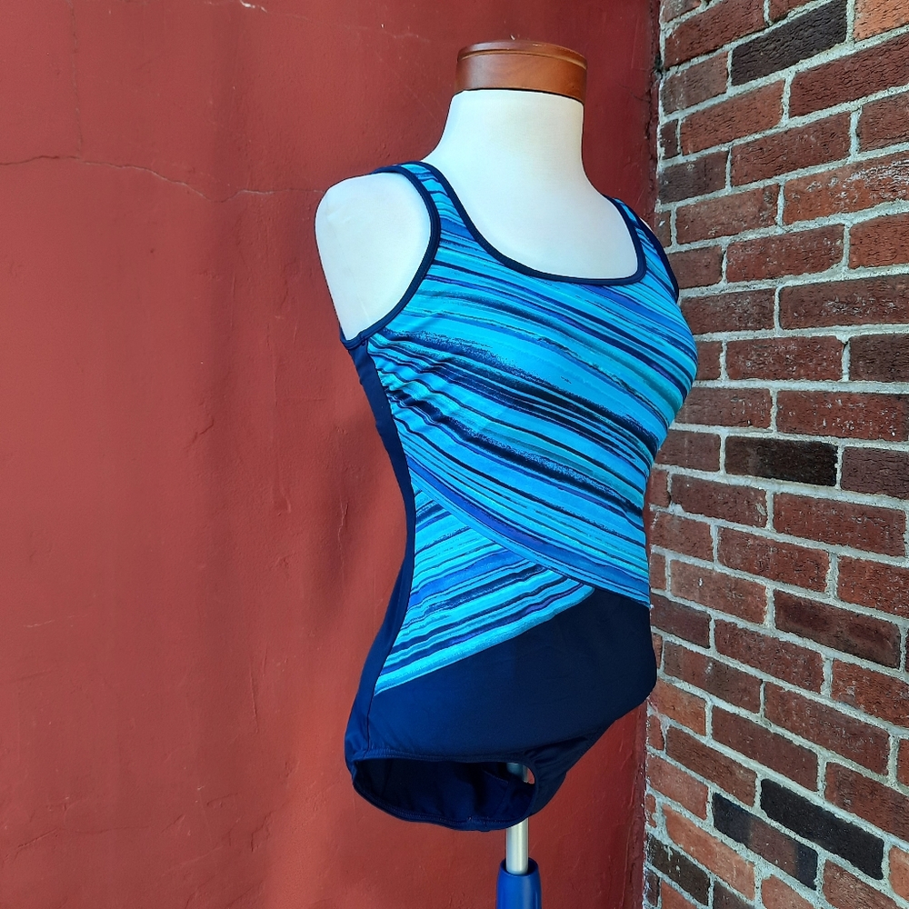 Lands' End Swim Slimming Asymmetric Stripe Padded Bra Top Wireless One Piece 12P - Picture 4 of 11